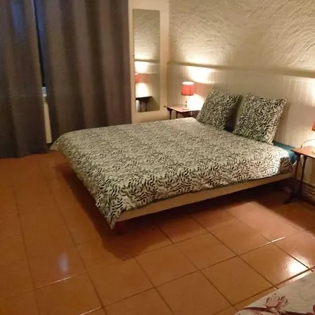 Ferienhaus Domaine De L'esquibat